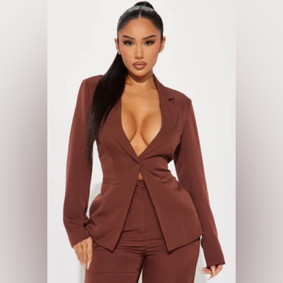 Fashion Nova Business Chic Blazer Set in Chocolate Brown NWT - Picture 3 of 4